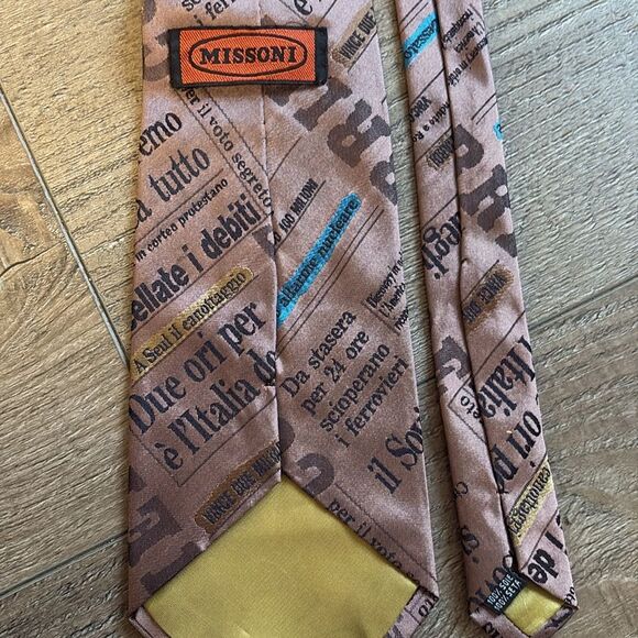 Missoni Silk Italian Newspaper Print Patterned Neck Tie - Picture 3 of 5